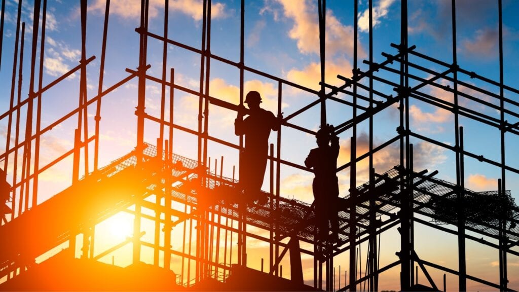 5 Ways To Reduce Fall Risks At Your Commercial Construction Site